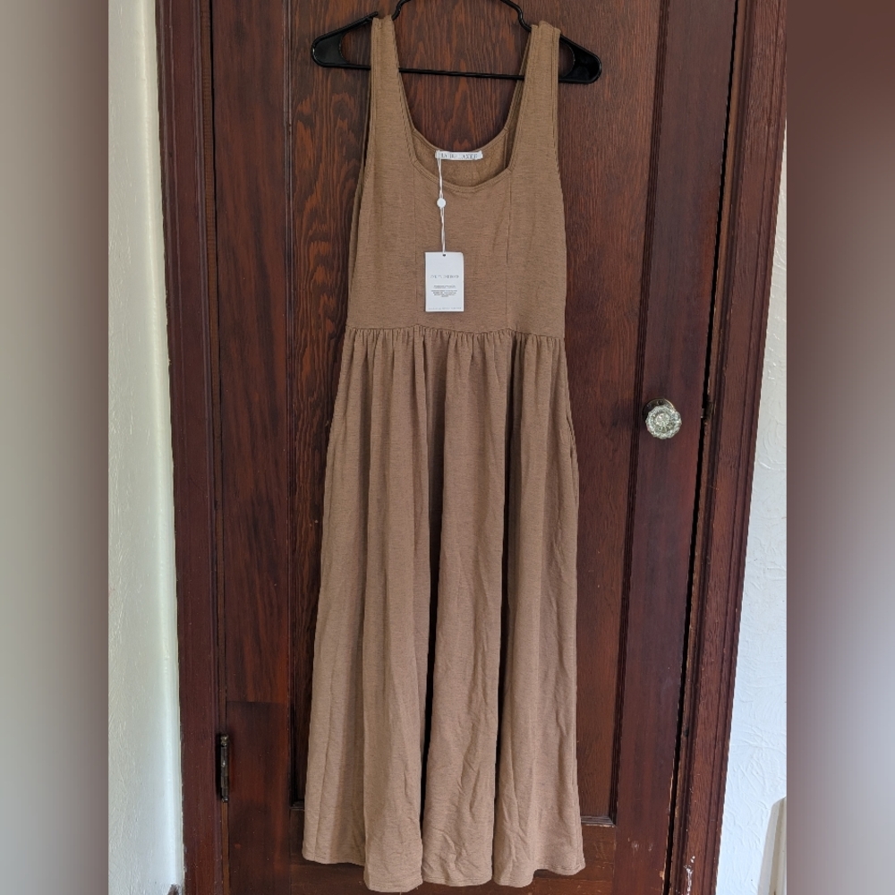 Elegant Tan Maxi Dress